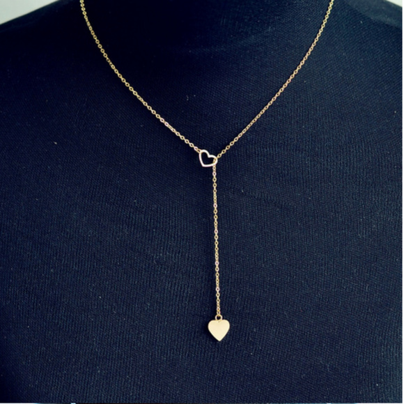 2/$25🍒 LAST ONE 😱 ENTWINE 💕 Heart Necklace - Picture 3 of 4